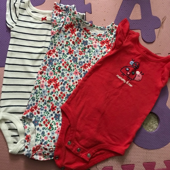 3 set of colorful onesies - Picture 2 of 4